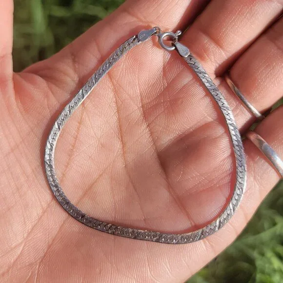 Lovely vintage 925 sterling silver ITALY etched lines herringbone 3 mm bracelet - Picture 9 of 16